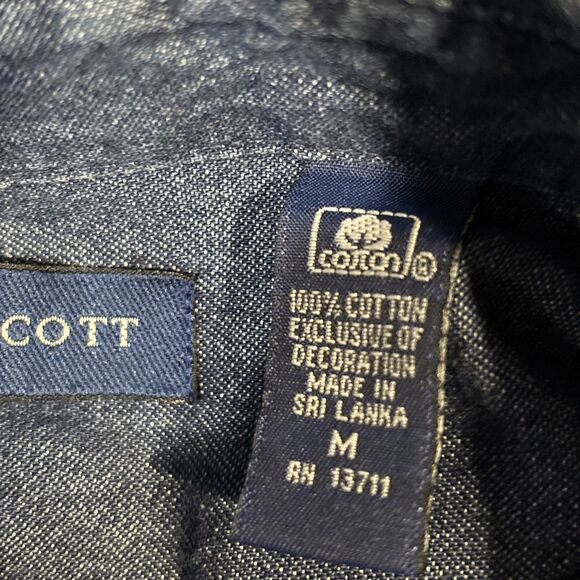 Karen Scott Denim Christmas Shirt Women's Medium Santa Claus Embroidered - Picture 15 of 16